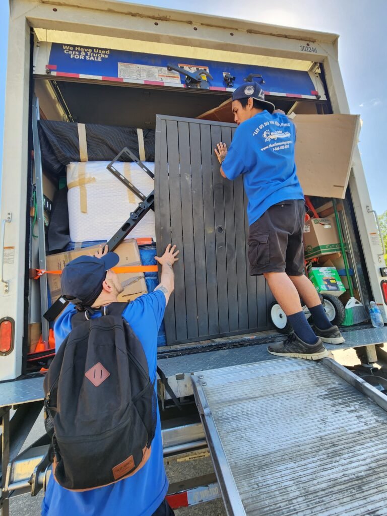 movers in blue